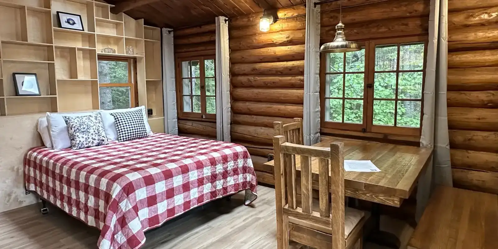 Rockwood--Rockwood Lodge and Outfitters 17 Rockwood--Rockwood Lodge and Outfitters 16