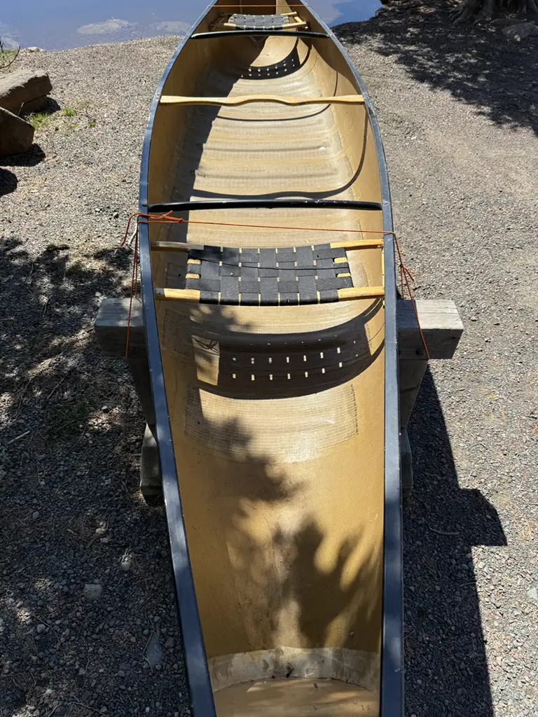 Rockwood--Canoe for Sale 2004 Quetico 17 Carbon Tec 12 Rockwood--Canoe for Sale 2004 Quetico 17 Carbon Tec 11