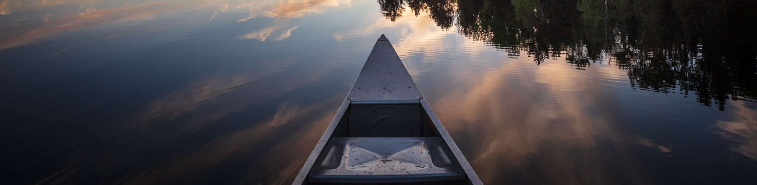 canoe-water